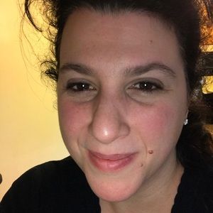 Meet your Posher, Vassiliki